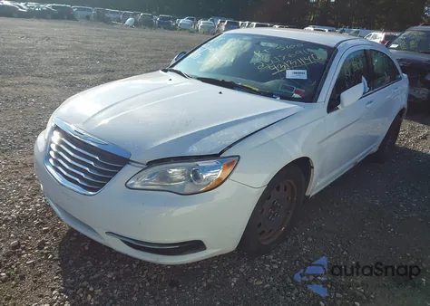 2012 Chrysler 200 Lx z USA, uszkodzony, nr VIN 1C3CCBAB5CN298010